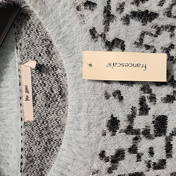 Francesca's Mi Amo Light blue Leopard Print pullover Sweater - Picture 2 of 3